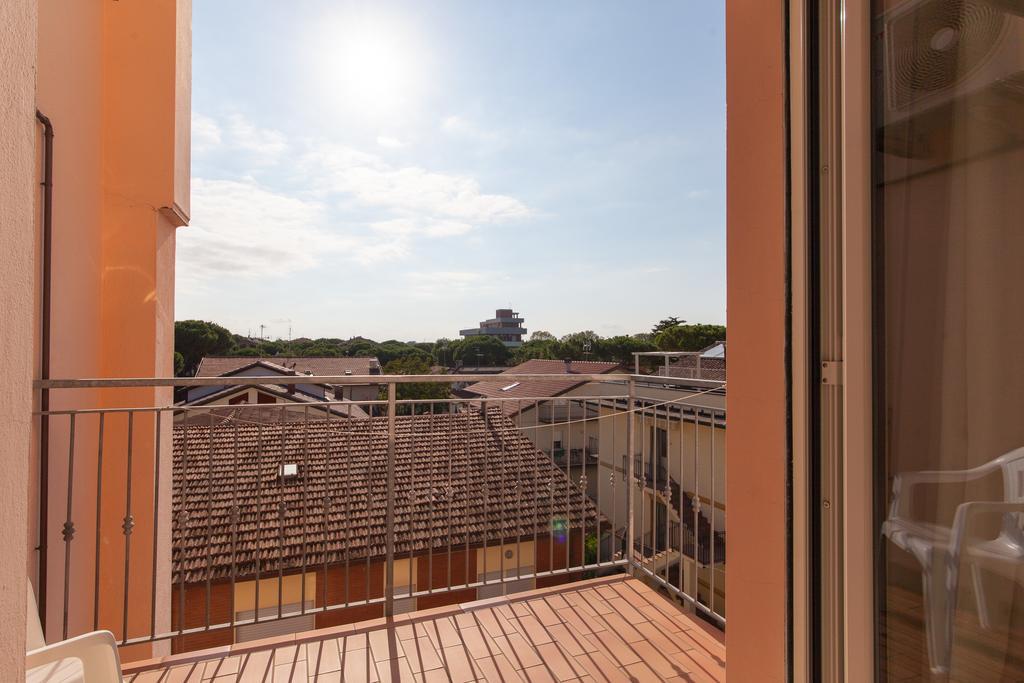 Hotel Gabry Червия Екстериор снимка