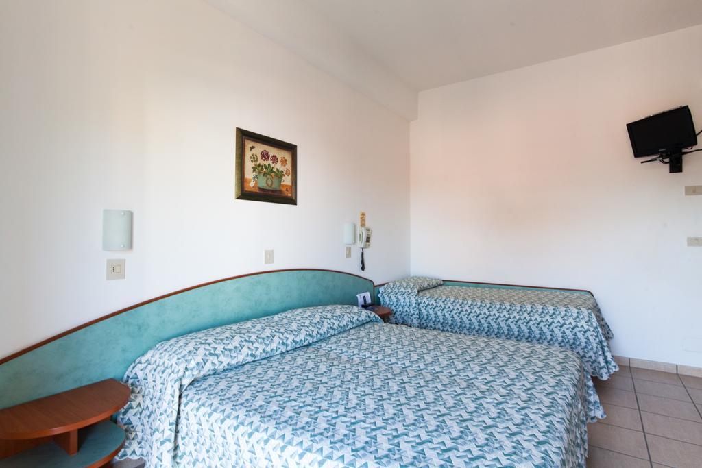 Hotel Gabry Червия Стая снимка